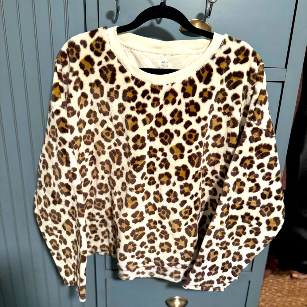Aerie CloudFleece Leopard Print Cropped Pullover Sweatshirt | Leopard | XXL